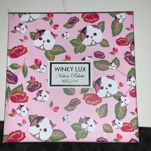 Winky Lux Eyeshadow Palette